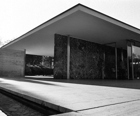 Pavello Mies van der Rohe